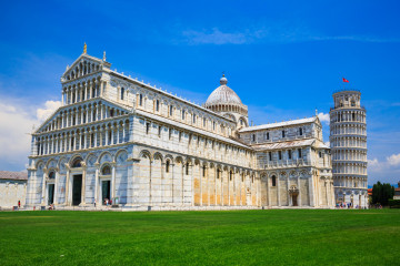 Leaning Tower of Pisa, Holidays to Tuscany