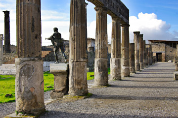 Holiday to Pompeii