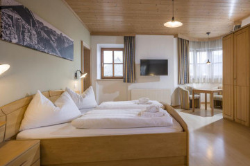 Kammerhof Hotel Bedroom