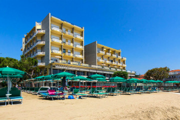 Italian Riviera Holidays Beach Front Hotel