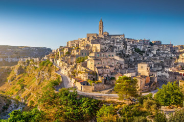 Matera, Holidays to James Bond Italy film