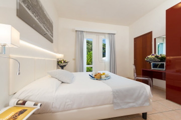 La Pace Hotel Bedroom Forte dei Marmi, Italian Riviera